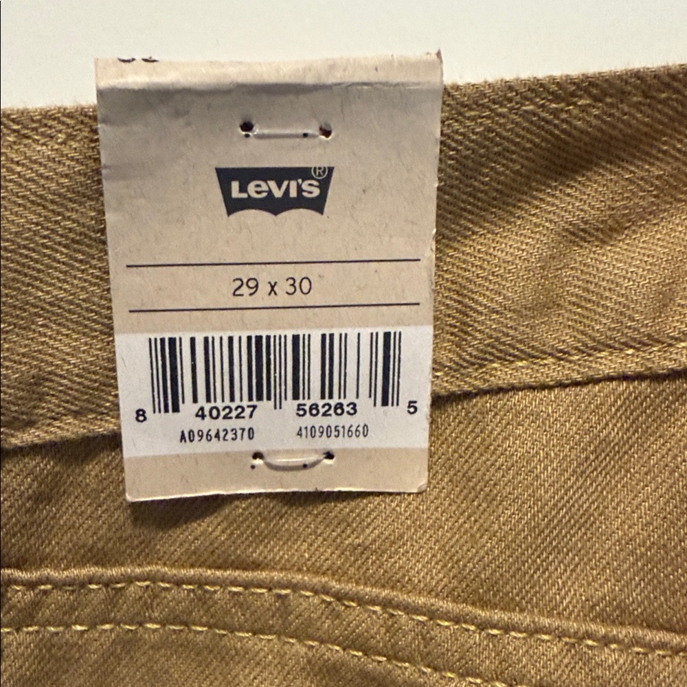 Women’s Low Pro Mid Rise Levi’s - Picture 6 of 7